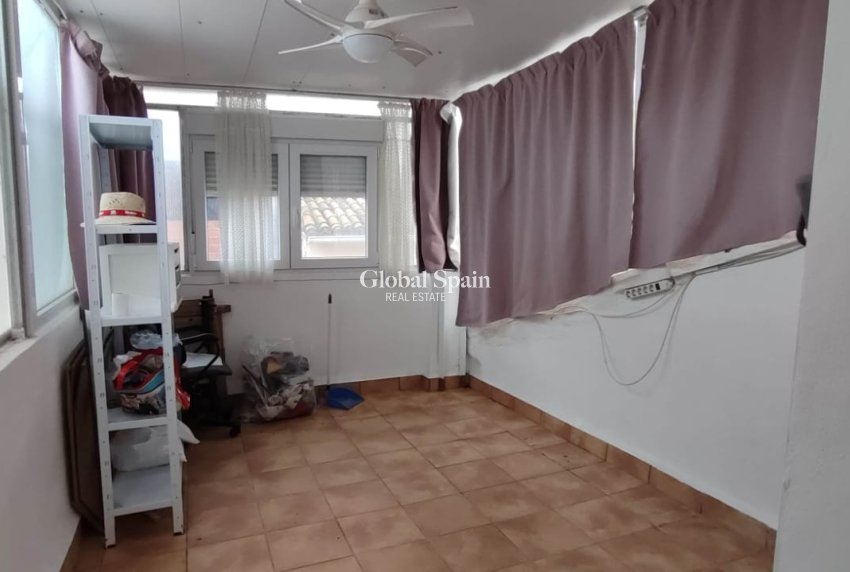 Venta - Casa -
Piles - Pueblo