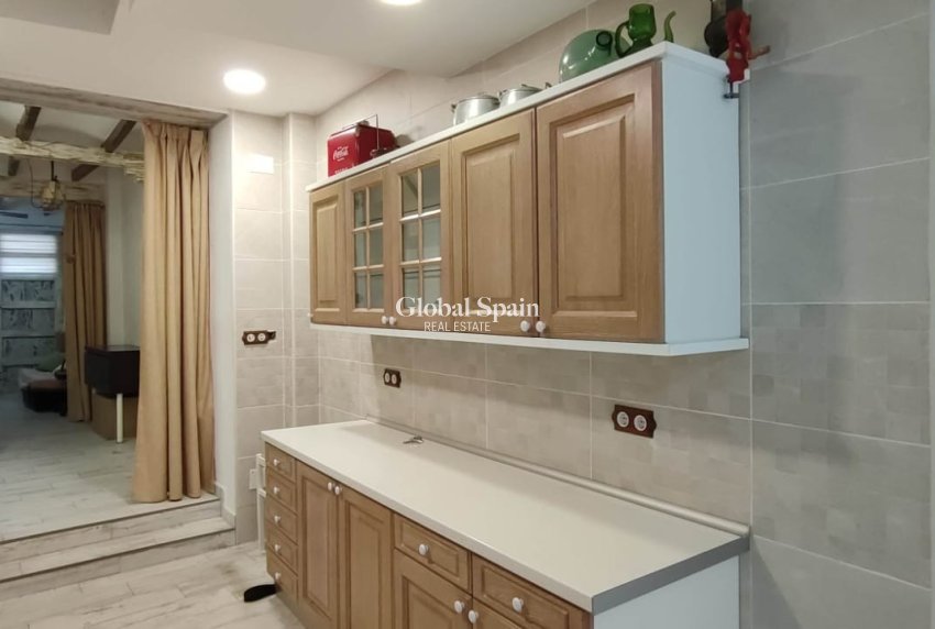 Venta - Casa -
Piles - Pueblo