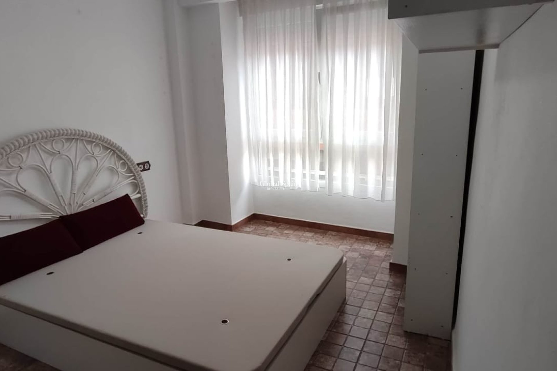 Venta - Casa -
Piles - Pueblo