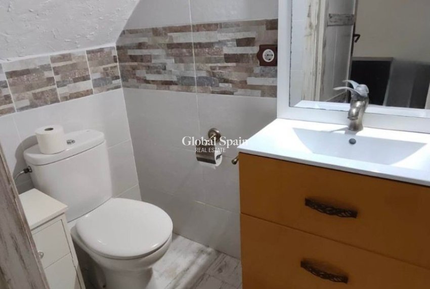 Venta - Casa -
Piles - Pueblo