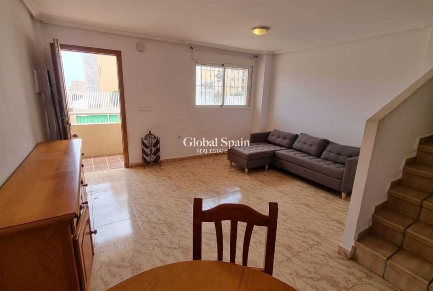 Venta - CASA -
PLAYA FLAMENCA - Costa Blanca