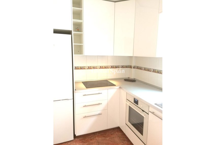 Venta - CASA -
PLAYA FLAMENCA - Costa Blanca