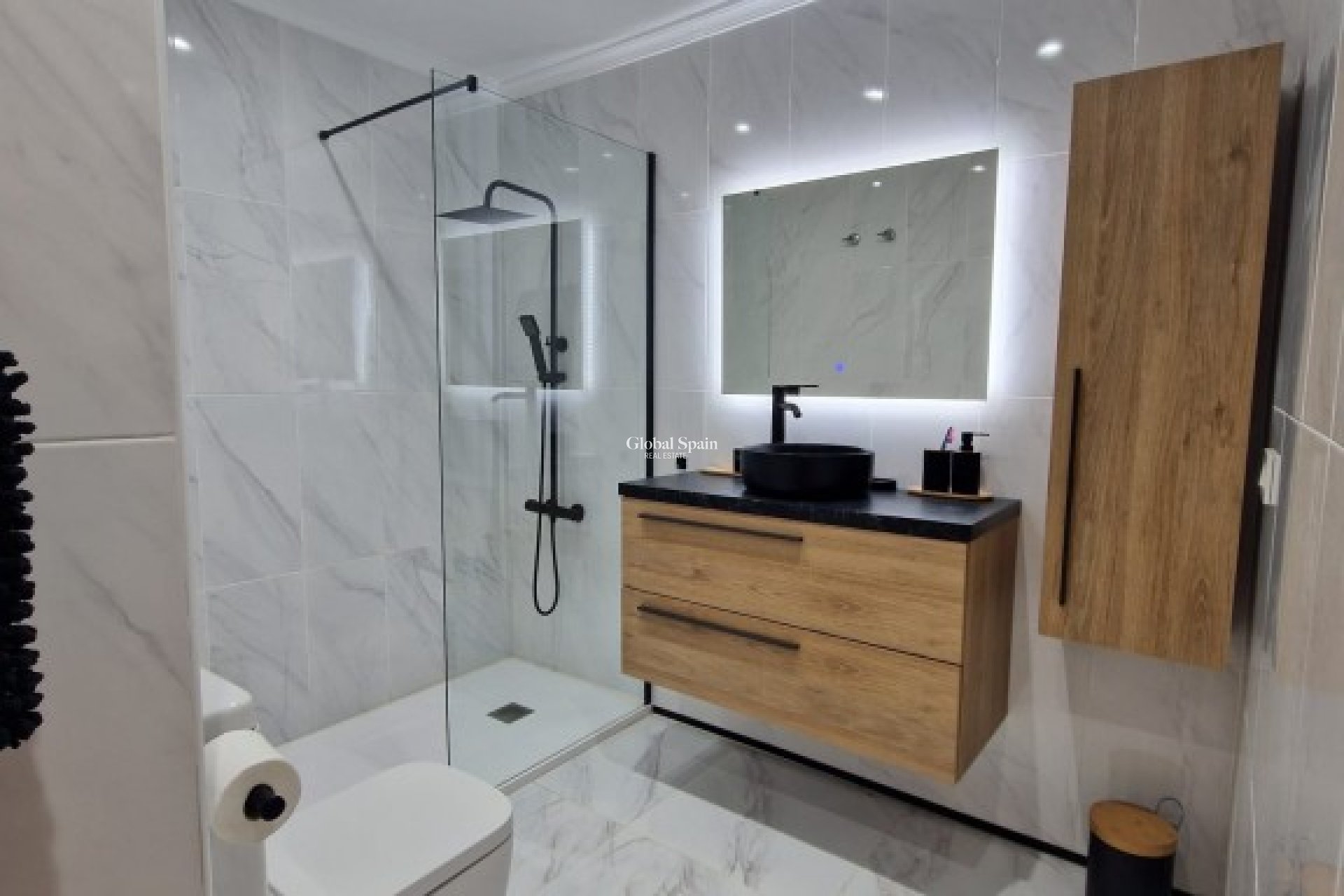 Venta - CASA -
PLAYA FLAMENCA - Costa Blanca