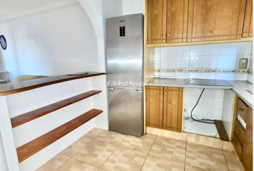 Venta - CASA -
PLAYA FLAMENCA - Costa Blanca