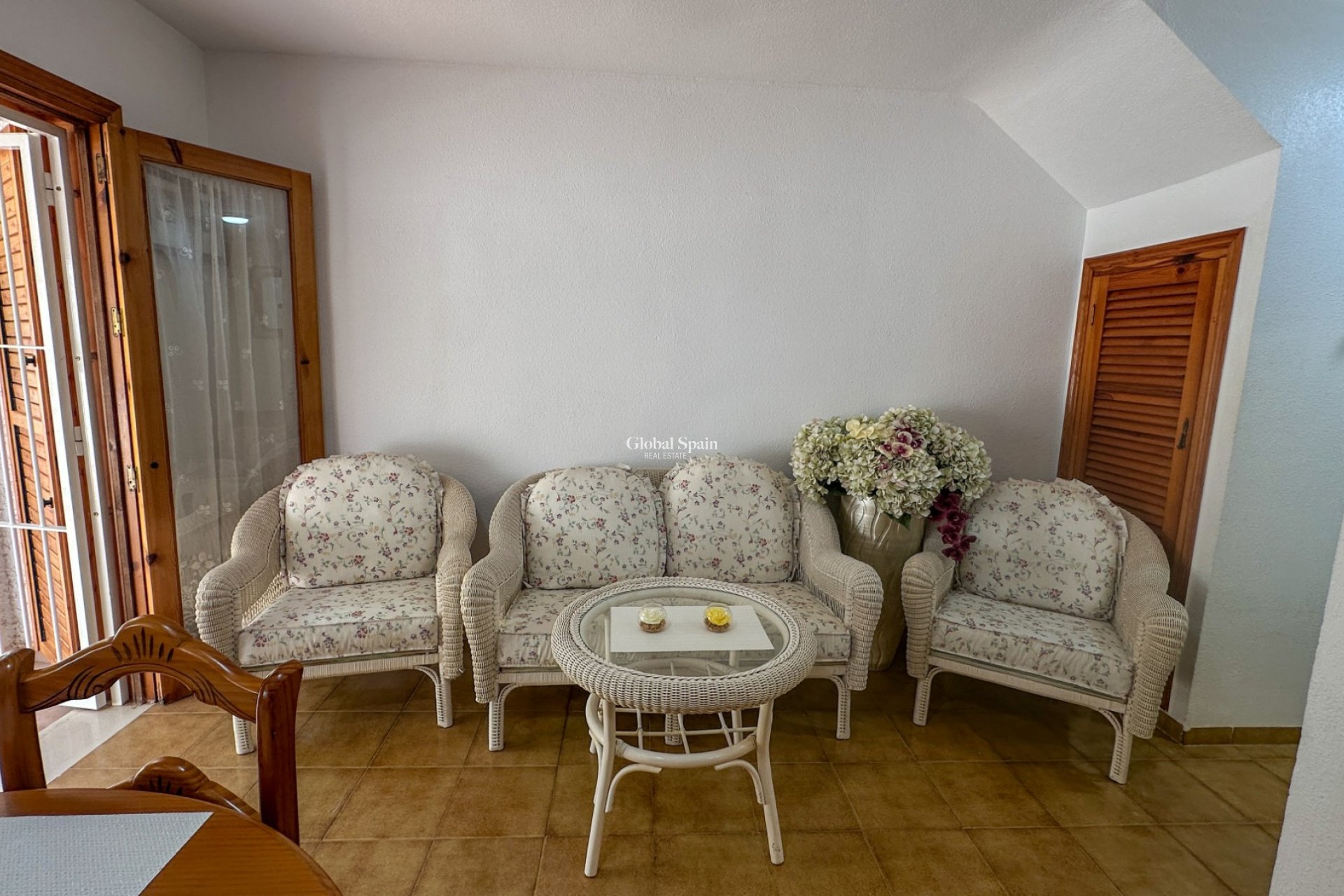 Venta - CASA -
PLAYA FLAMENCA - Costa Blanca