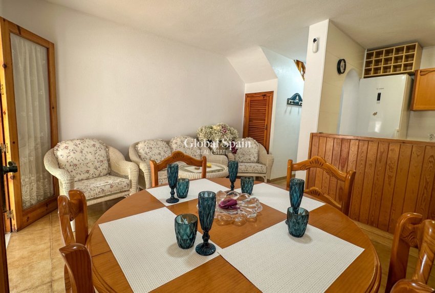 Venta - CASA -
PLAYA FLAMENCA - Costa Blanca