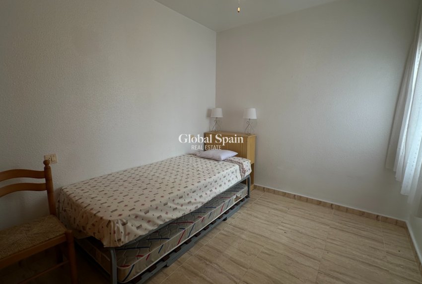 Venta - CASA -
PLAYA FLAMENCA - Costa Blanca