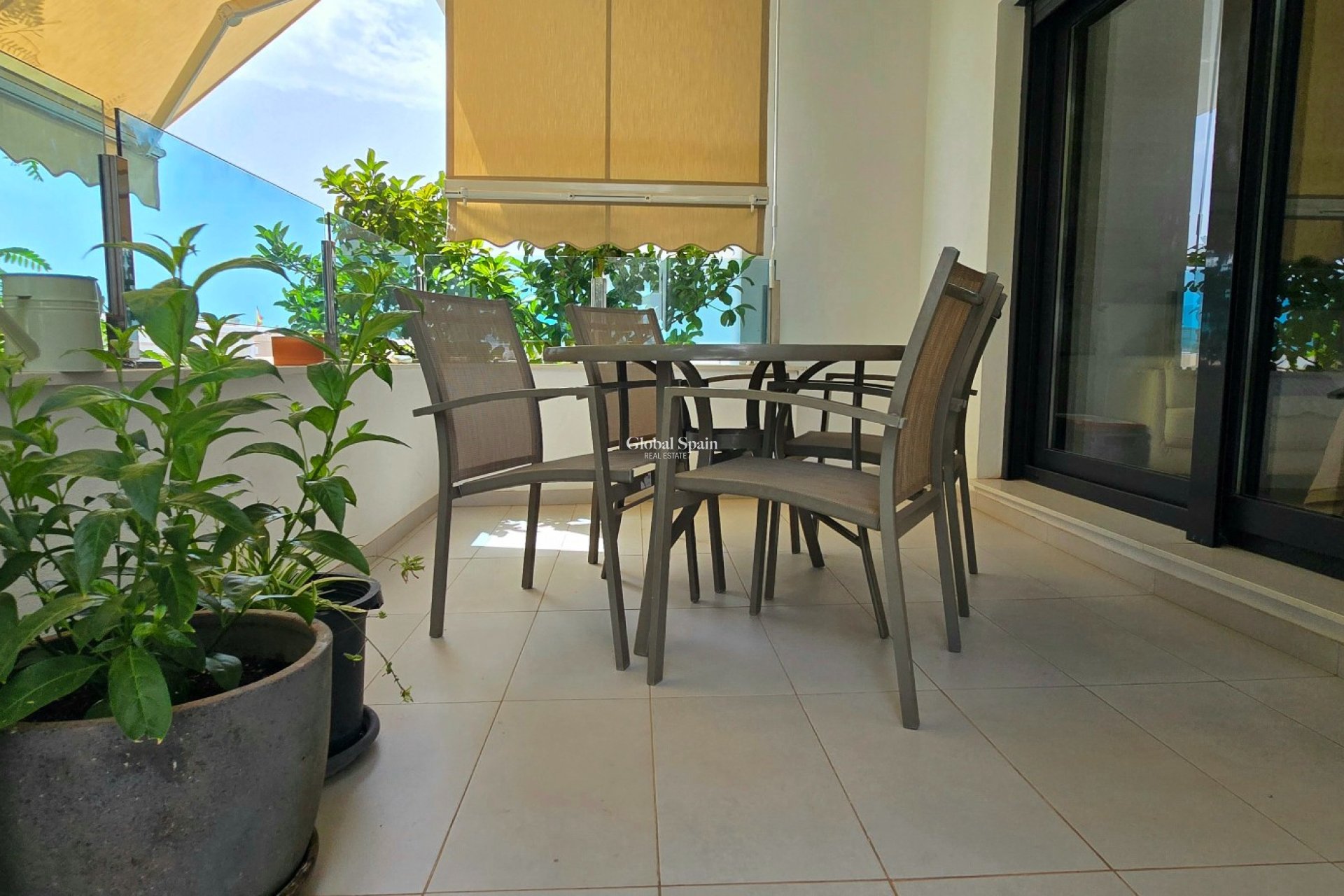 Venta - CASA -
POLOP - Alberca