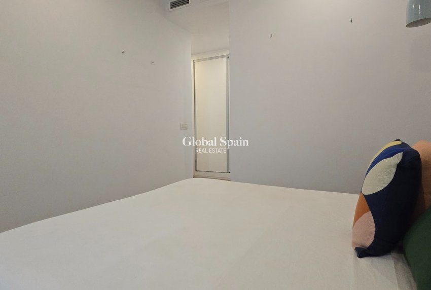 Venta - CASA -
POLOP - Alberca