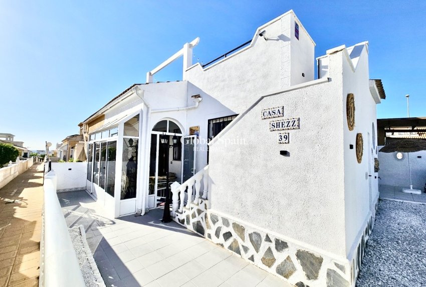 Venta - CASA -
PUNTA PRIMA - Costa Blanca