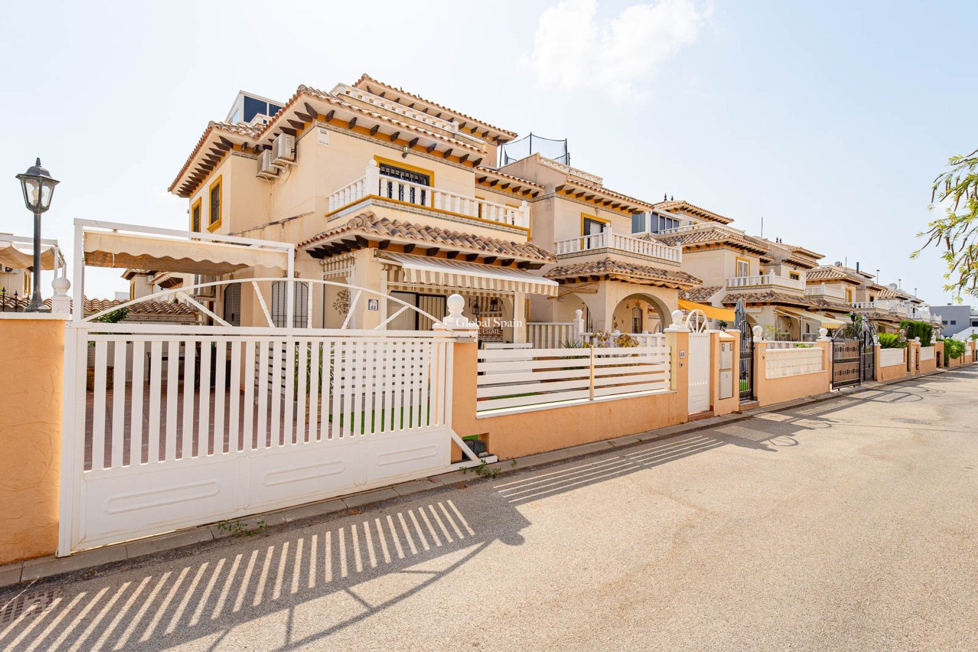 Venta - Casa Quatro -
ORIHUELA COSTA - Lomas de Cabo Roig