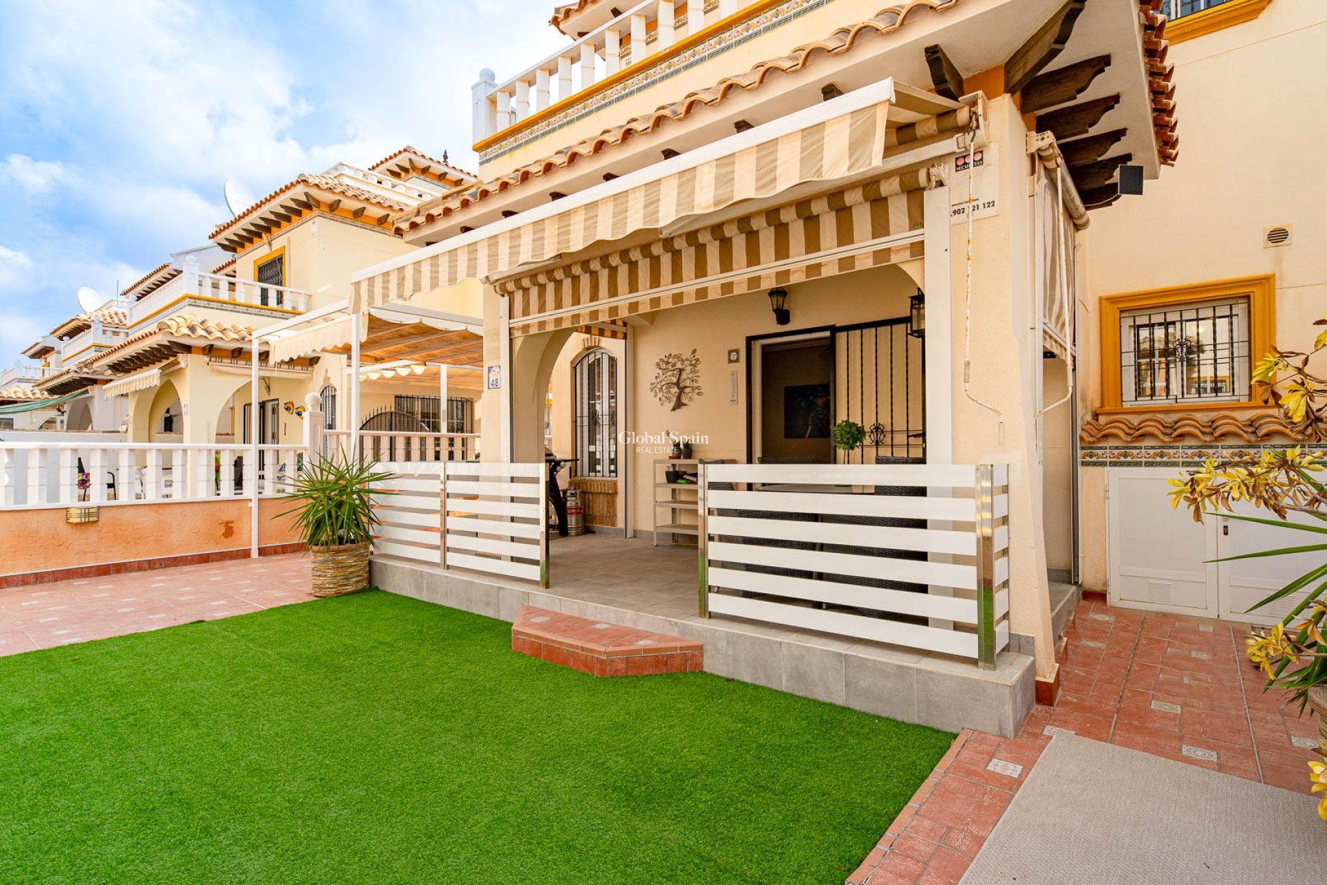 Venta - Casa Quatro -
ORIHUELA COSTA - Lomas de Cabo Roig