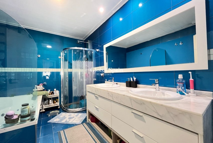 Venta - Casa -
Rafelcofer - Centro