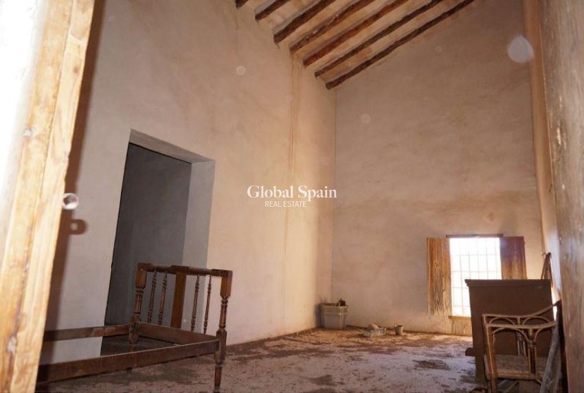 Venta - CASA -
RASPAY - Inland