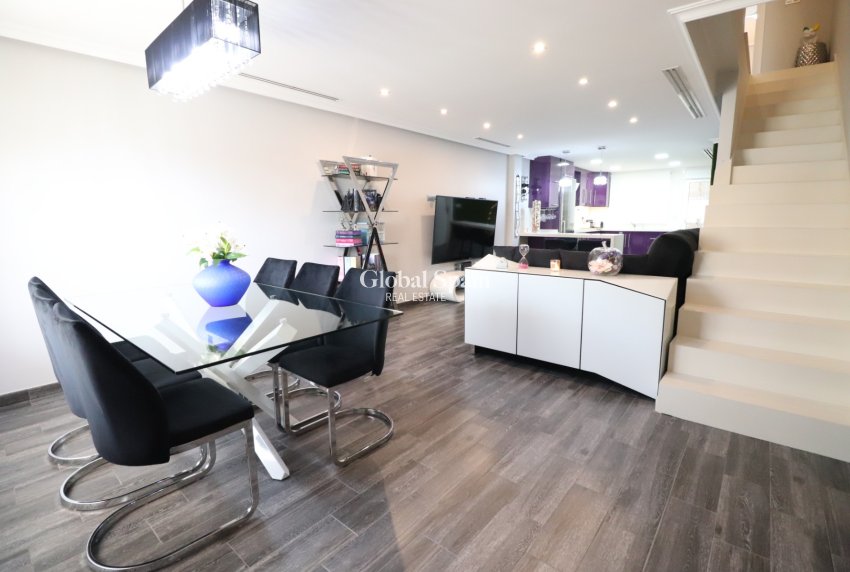 Venta - CASA -
Redovan - Redovan - Town