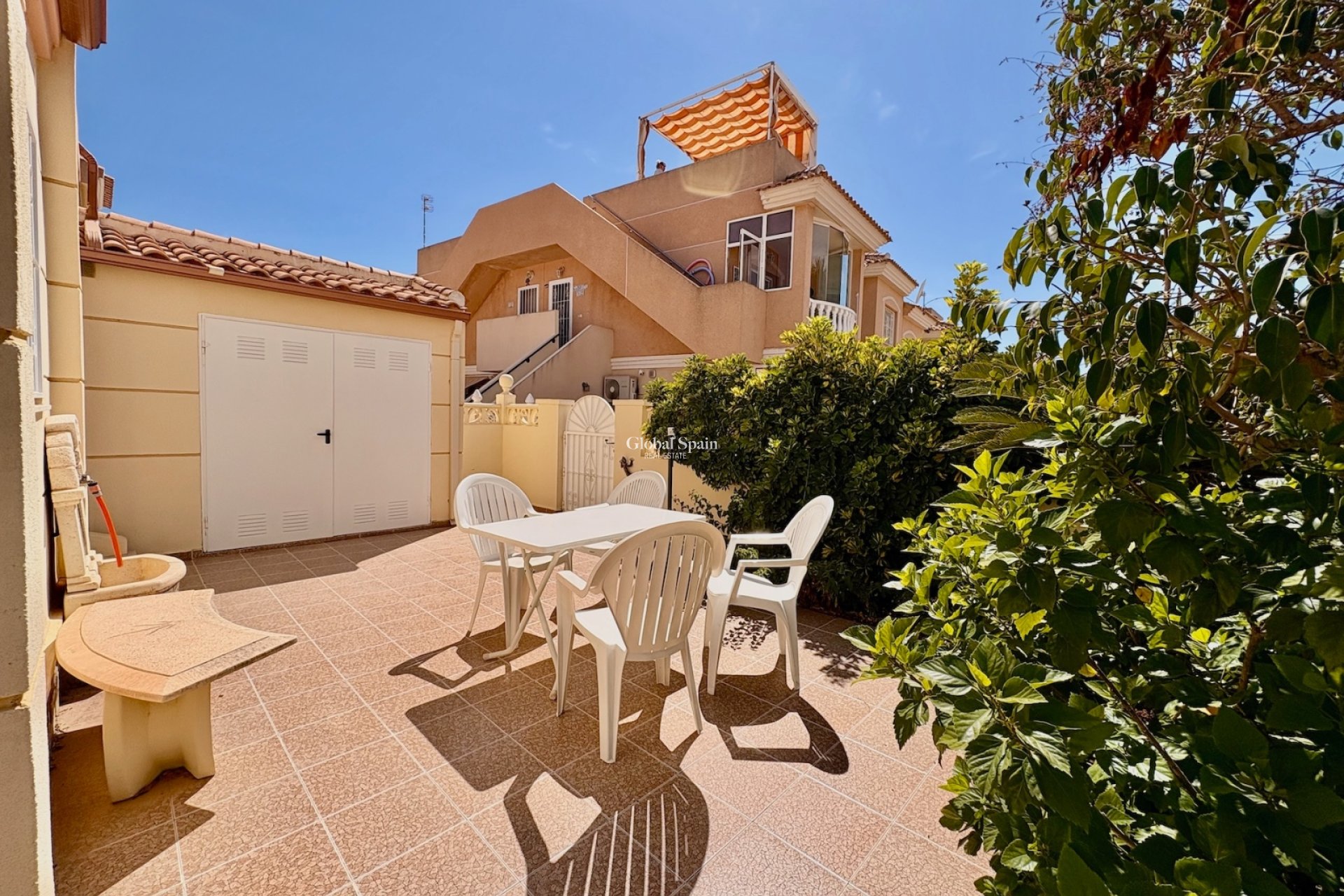 Venta - CASA -
ROJALES - Inland