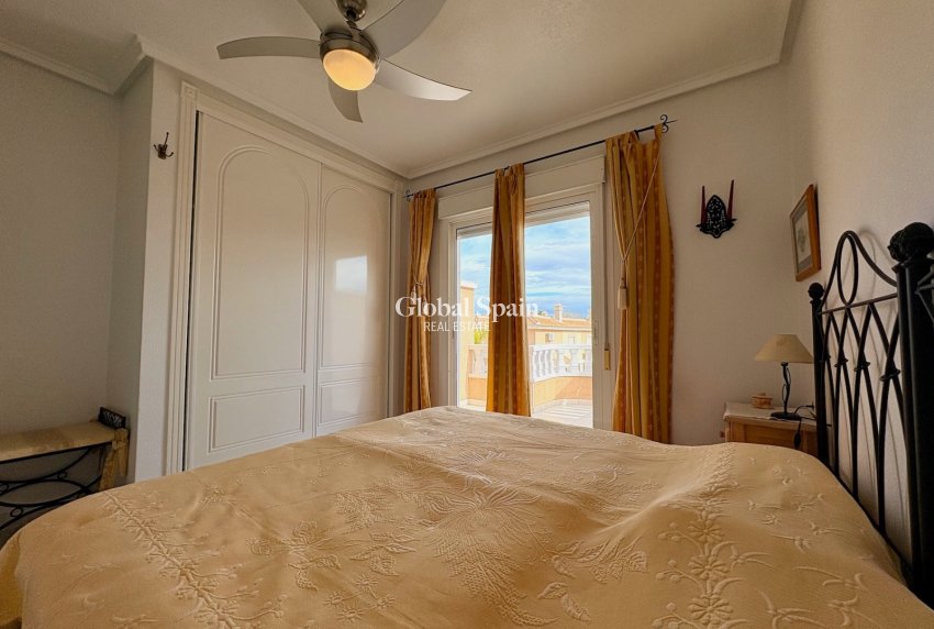 Venta - CASA -
ROJALES - Inland