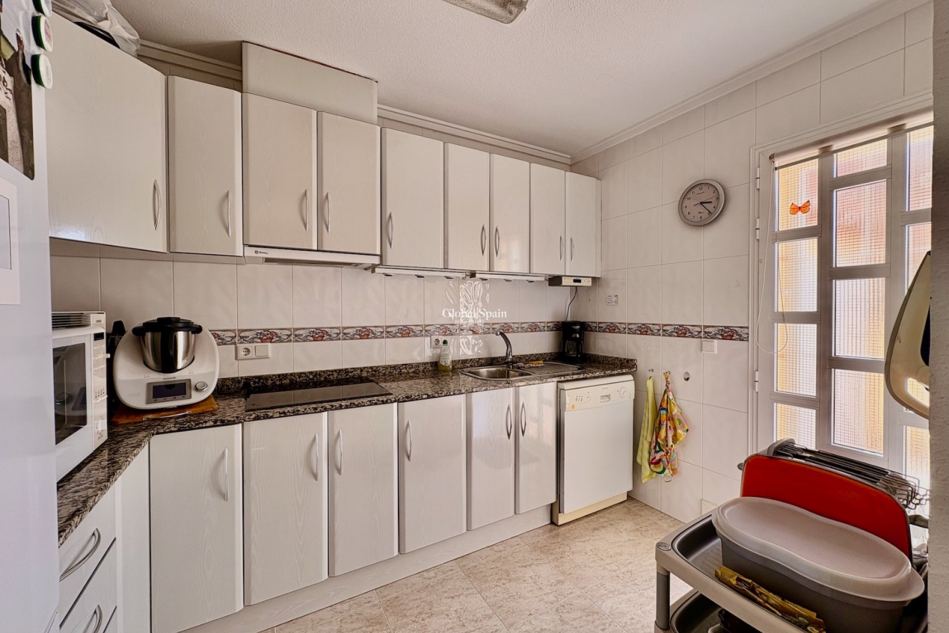 Venta - CASA -
ROJALES - Inland