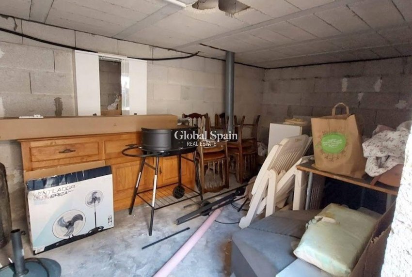 Venta - CASA -
ROJALES - Inland