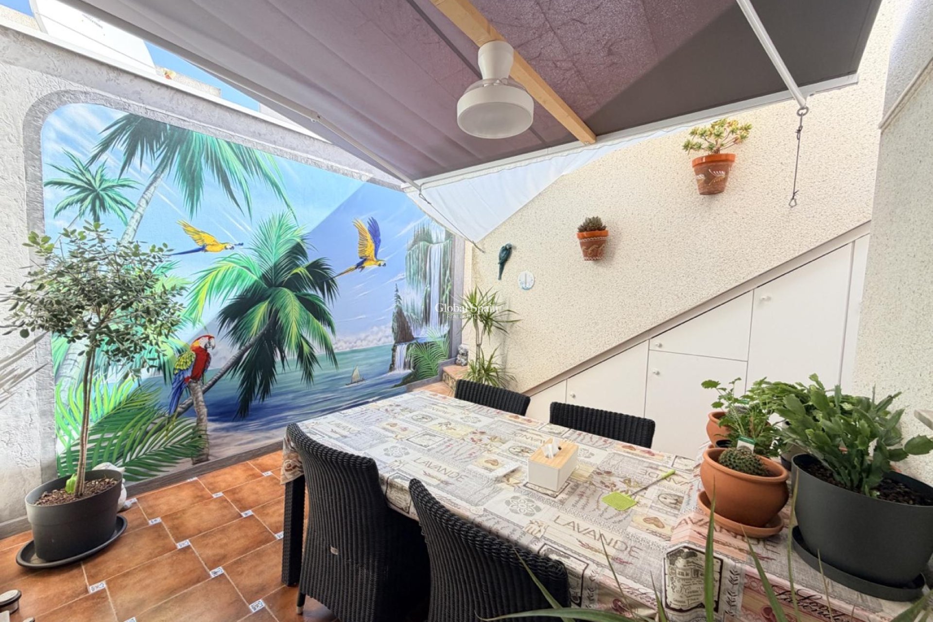 Venta - CASA -
ROJALES - Inland