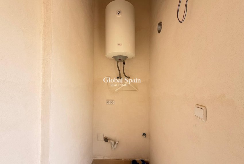Venta - CASA -
ROJALES - Lo Marabú