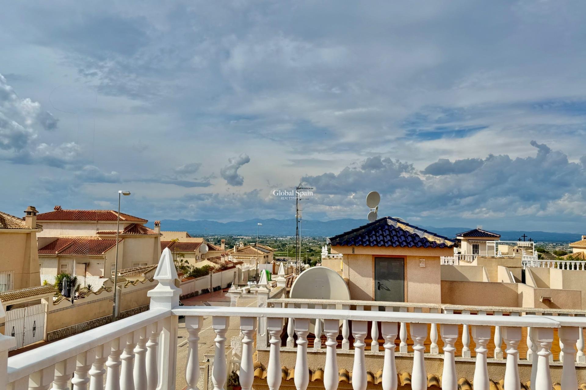 Venta - CASA -
ROJALES - Pueblo