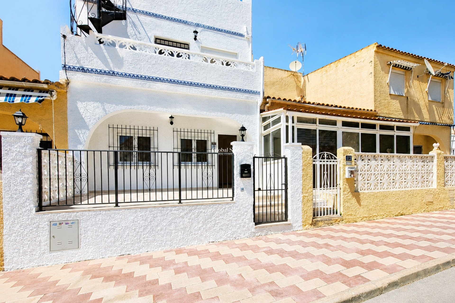 Venta - CASA -
SAN FULGENCIO - Costa Blanca