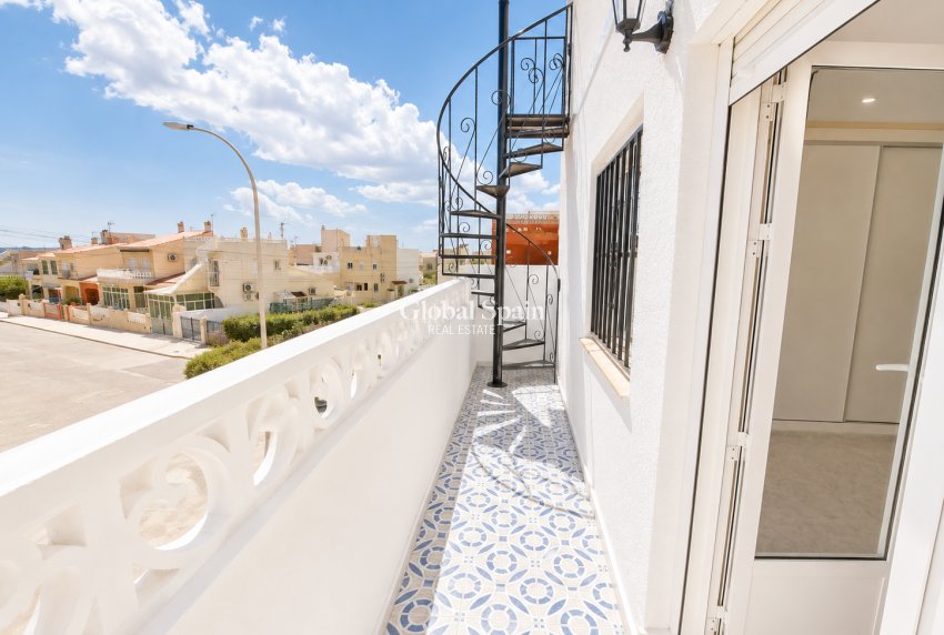 Venta - CASA -
SAN FULGENCIO - Costa Blanca