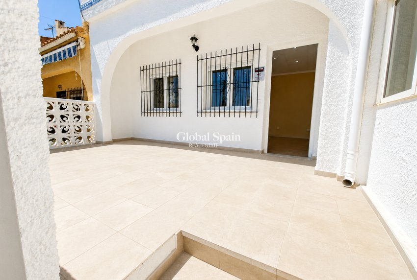 Venta - CASA -
SAN FULGENCIO - Costa Blanca