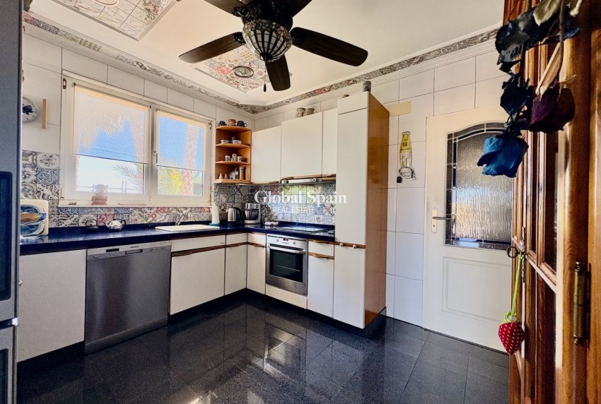 Venta - CASA -
SAN FULGENCIO - Costa Blanca