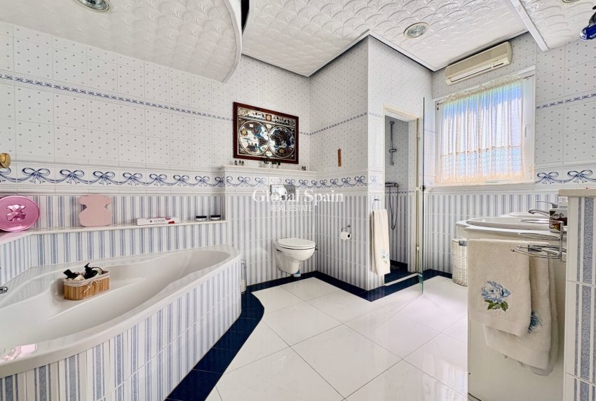 Venta - CASA -
SAN FULGENCIO - Costa Blanca