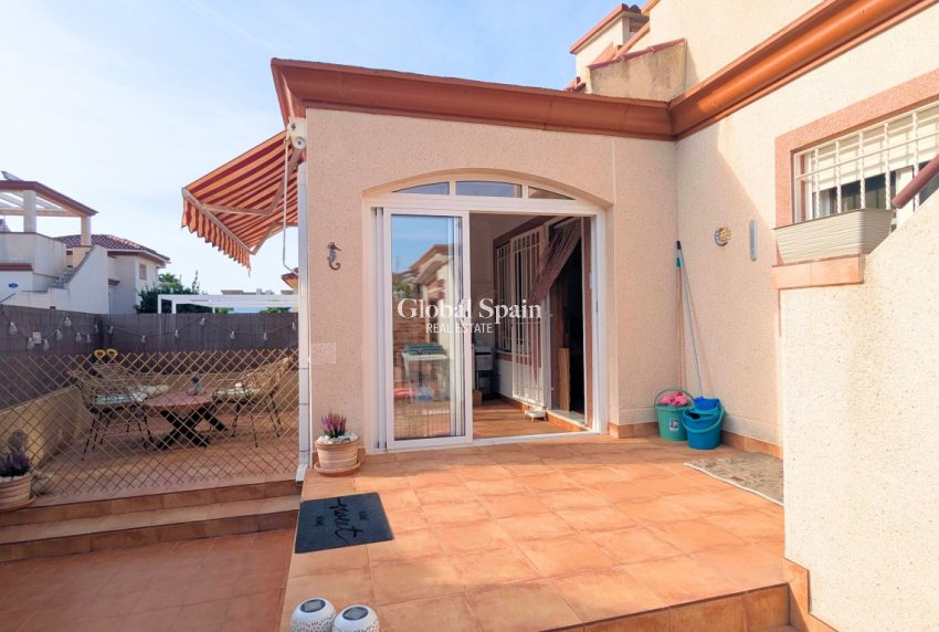 Venta - CASA -
SAN FULGENCIO - Costa Blanca