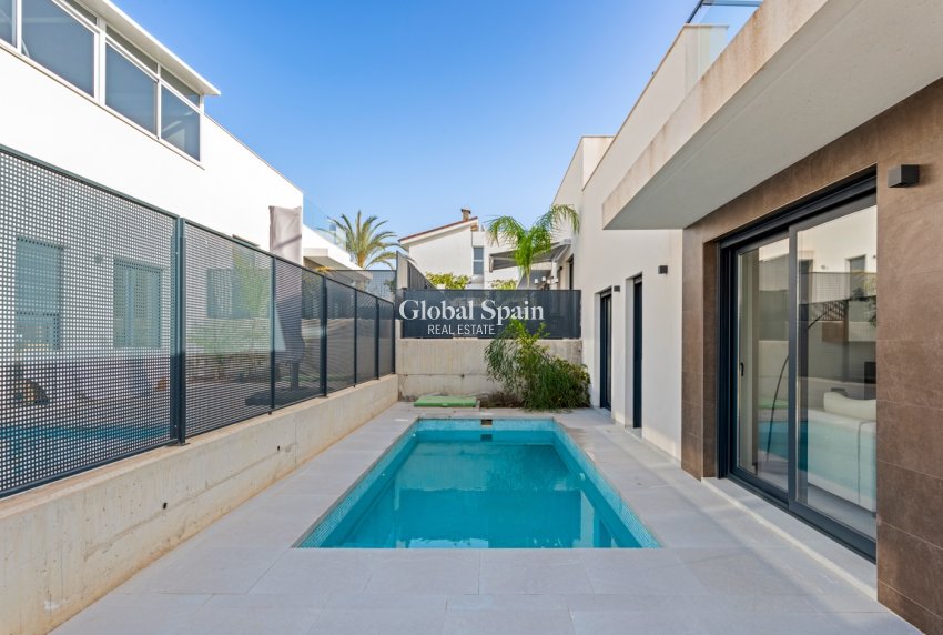 Venta - CASA -
SAN FULGENCIO - LA MARINA
