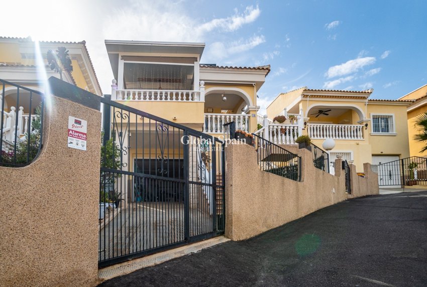 Venta - CASA -
SAN FULGENCIO - urb.la marina