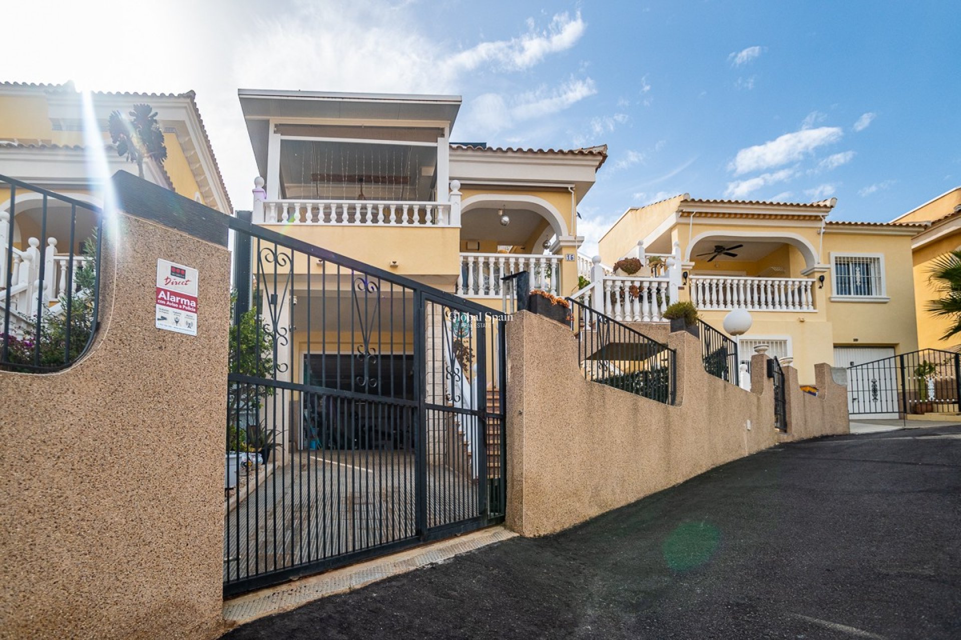 Venta - CASA -
SAN FULGENCIO - urb.la marina