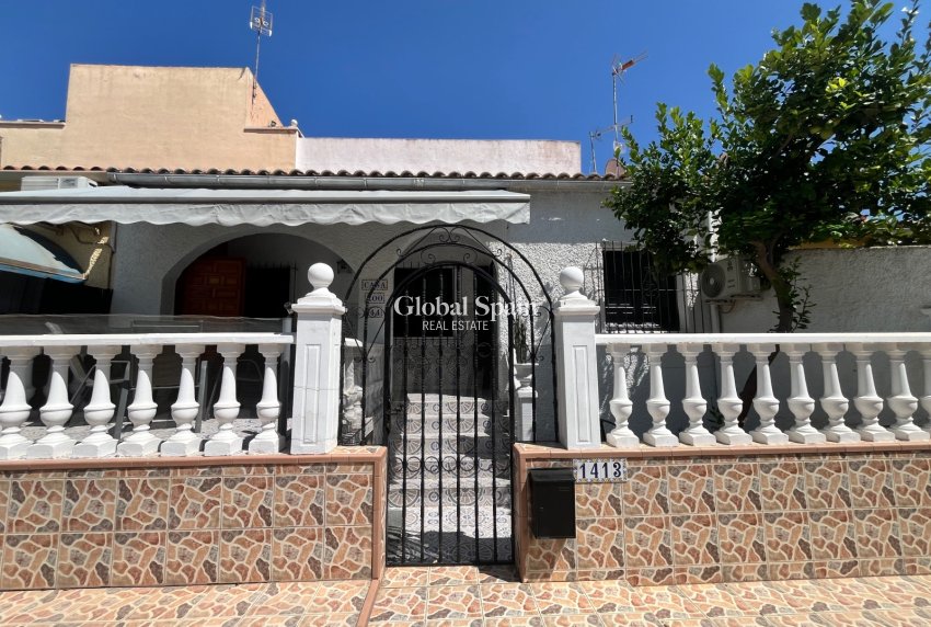 Venta - CASA -
SAN FULGENCIO - urb.la marina
