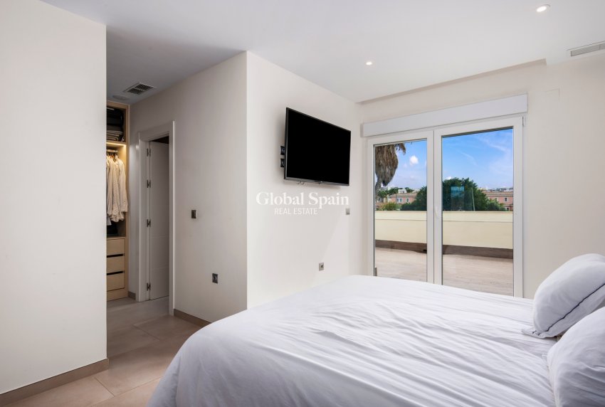 Venta - Casa -
SAN JUAN DE ALICANTE - SAN JUAN ALICANTE