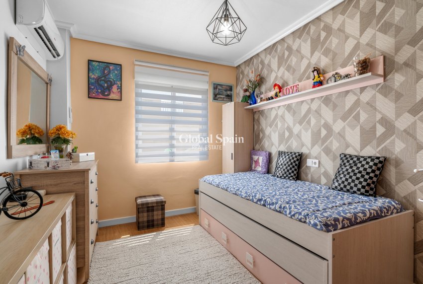 Venta - CASA -
SAN MIGUEL DE SALINAS - Costa Blanca