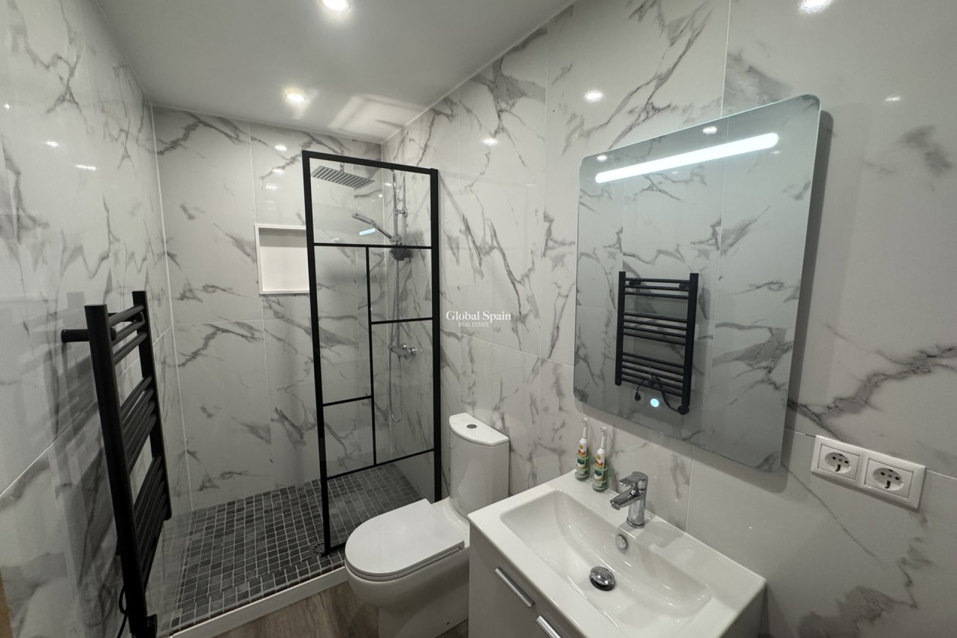 Venta - CASA -
SAN MIGUEL DE SALINAS - Inland