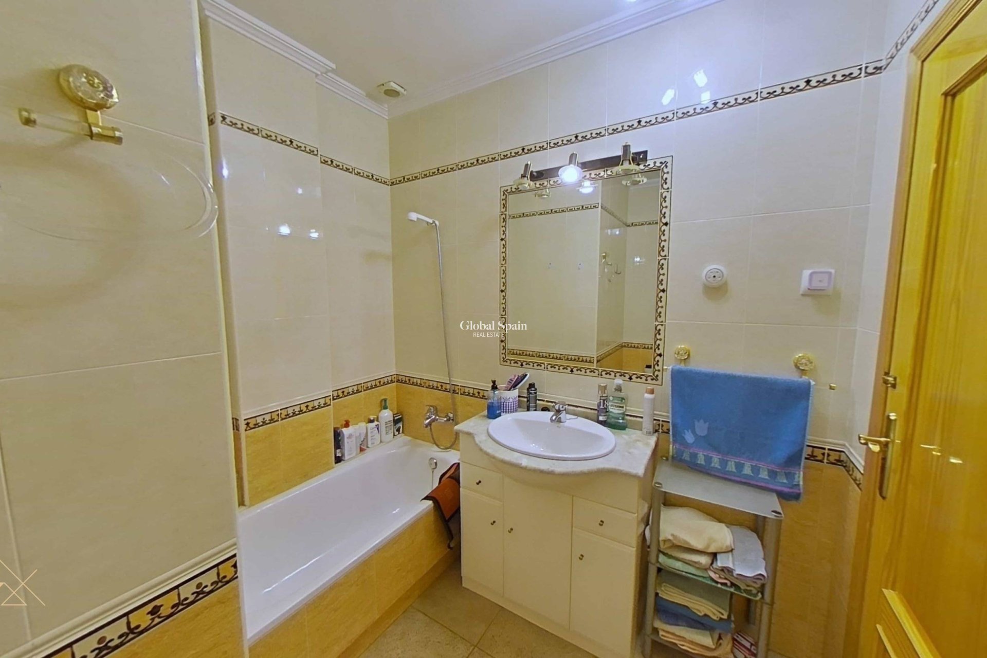 Venta - CASA -
SAN PEDRO DEL PINATAR - CENTRO