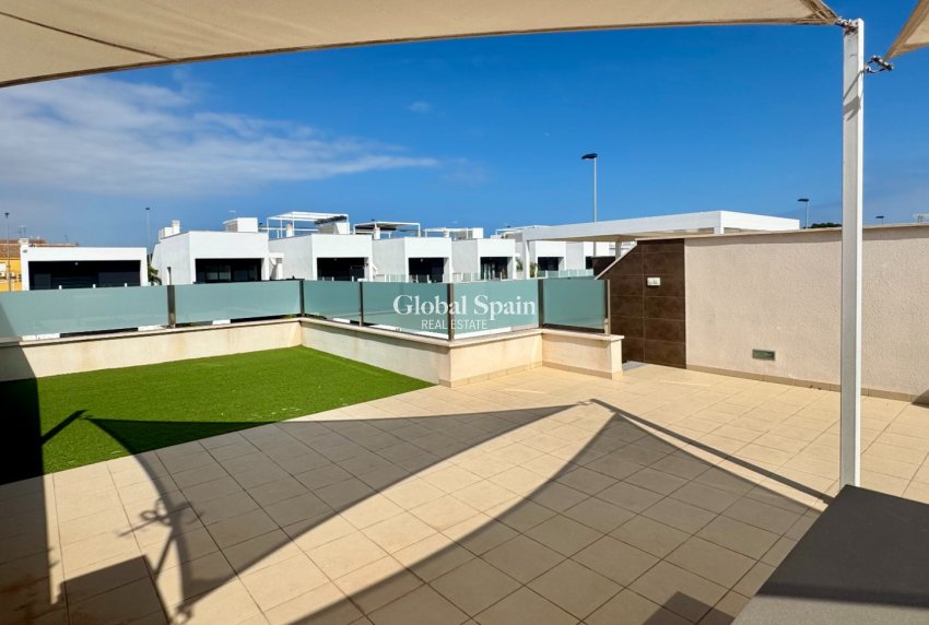 Venta - CASA -
SAN PEDRO DEL PINATAR - Costa Calida