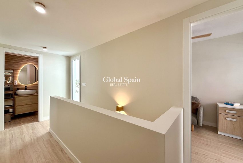 Venta - CASA -
SAN PEDRO DEL PINATAR - Costa Calida