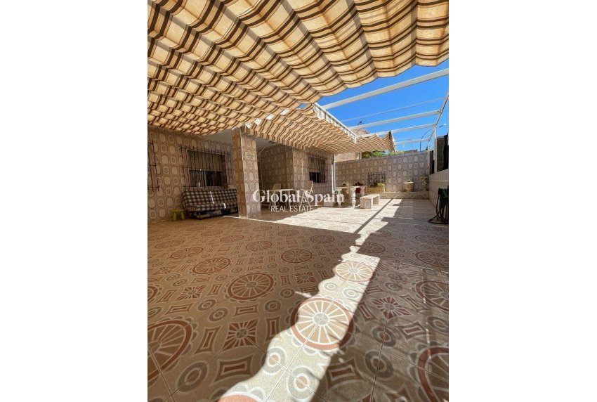 Venta - CASA -
SAN PEDRO DEL PINATAR - Lo pagan