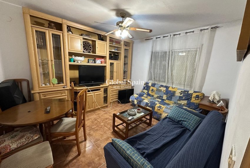 Venta - CASA -
SAN PEDRO DEL PINATAR - Lo pagan