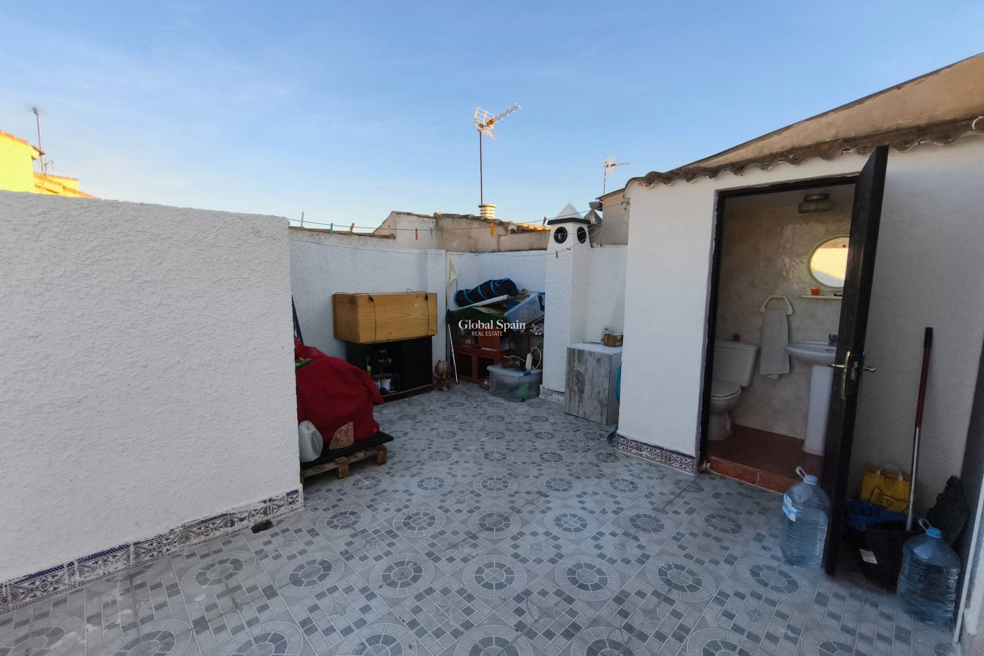 Venta - CASA -
SAN PEDRO DEL PINATAR - Lo pagan