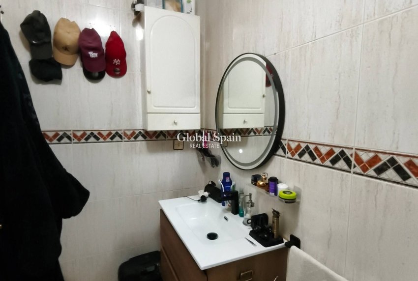 Venta - CASA -
SAN PEDRO DEL PINATAR - Lo pagan