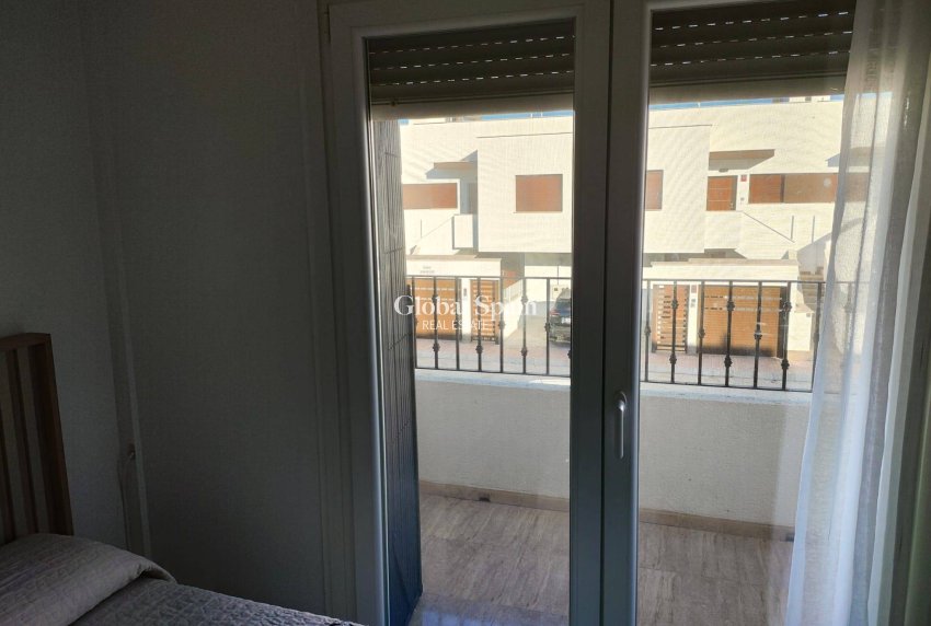 Venta - CASA -
SAN PEDRO DEL PINATAR - Lo pagan