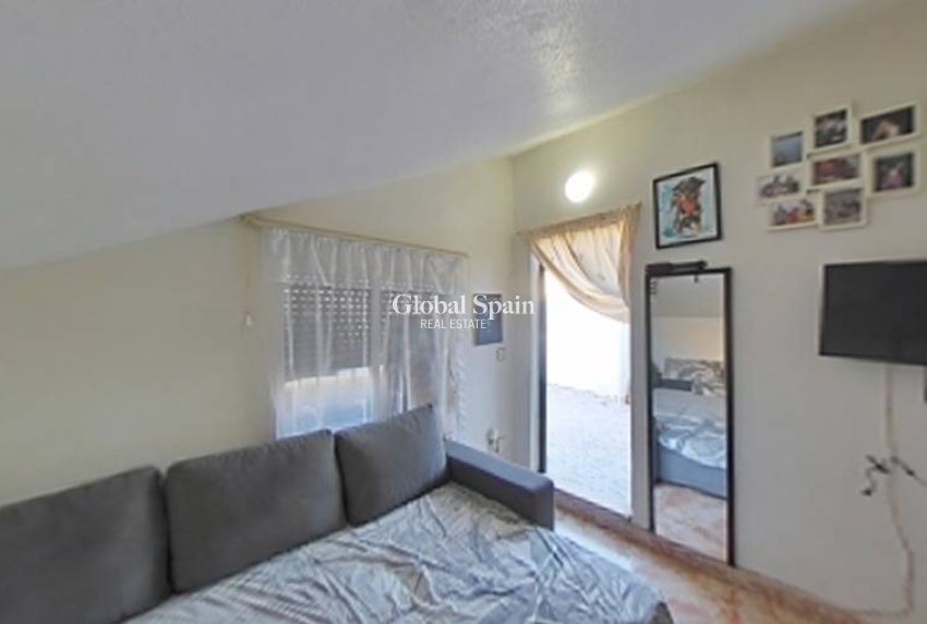 Venta - CASA -
SAN PEDRO DEL PINATAR - Lo pagan