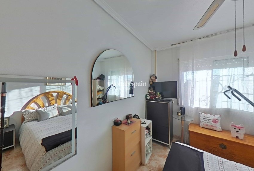 Venta - CASA -
SAN PEDRO DEL PINATAR - Lo pagan