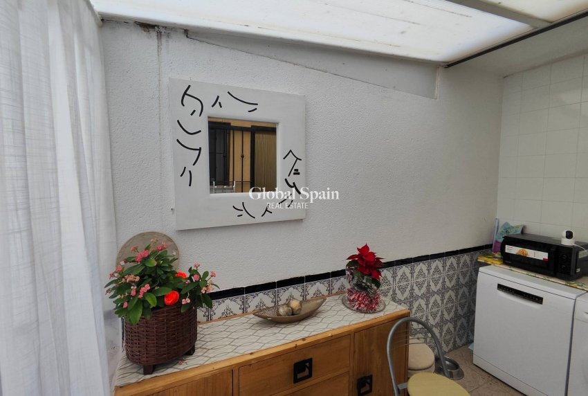 Venta - CASA -
SAN PEDRO DEL PINATAR - Lo pagan